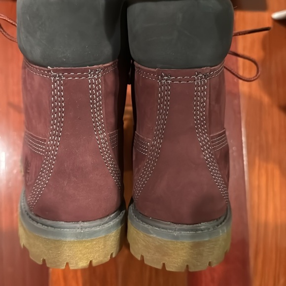 Timberland🎉Host Pick🎉 waterproof 6” booties in Bordeaux - Picture 4 of 11